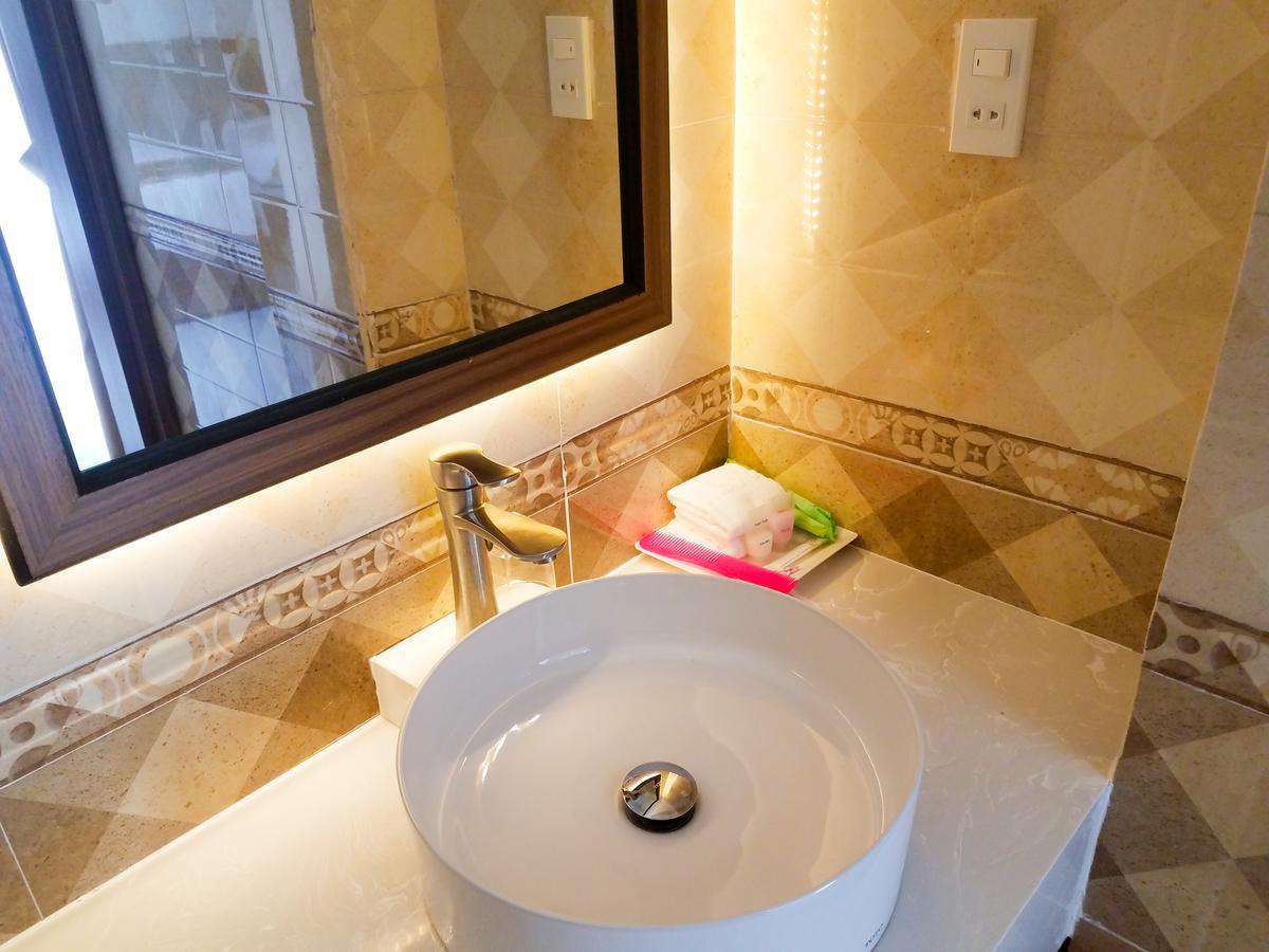 Diamond Hotel Фукуок Екстер'єр фото